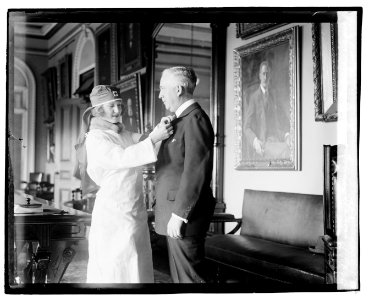 Mary Eaton and Norman H. Davis LCCN2016829176