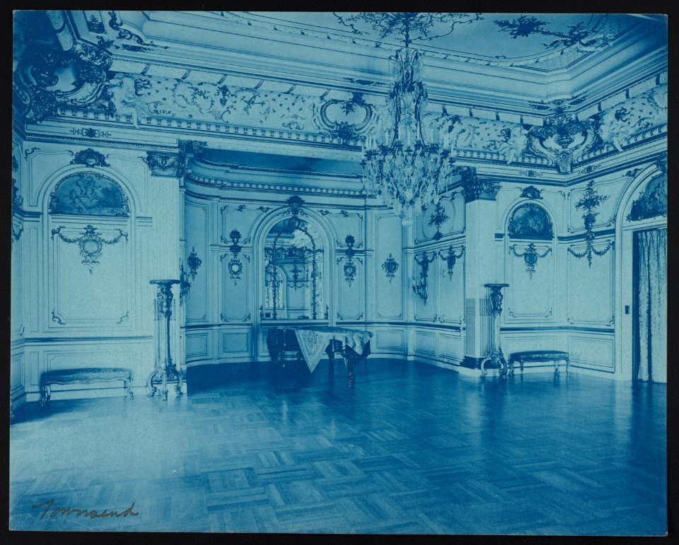 Mary Scott Townsend house, Washington, D.C. Ballroom alcove with grand piano LCCN2011647842