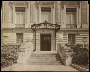 Mary Scott Townsend house, Washington, D.C. Front entrance LCCN2016647857