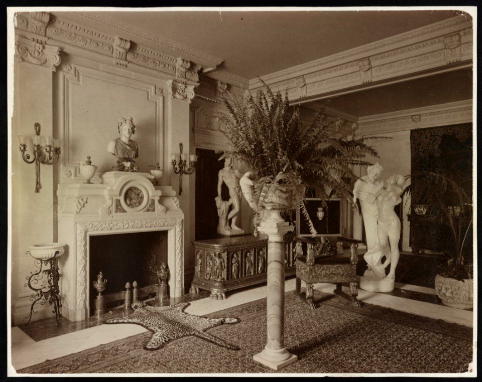 Mary Scott Townsend house, Washington, D.C. Foyer LCCN2001698334