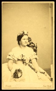 Mary Todd Lincoln) - Brady LCCN2008680392