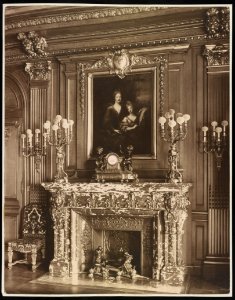 Mary Scott Townsend house, Washington, D.C. Dining room fireplace LCCN2001698332