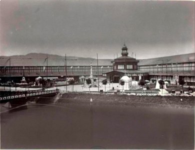 Maschinenhalle der Schweizerischen Landesausstellung 1883 b
