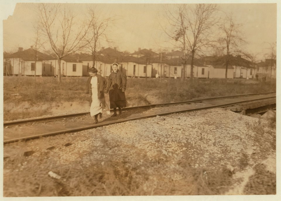 Mary and Minnie Gillim, fourteen and fifteen years old. They were commencing to attend the Mill School at Avondale, and had been to school but two weeks in their lives. Were in the low first LOC nclc.01884