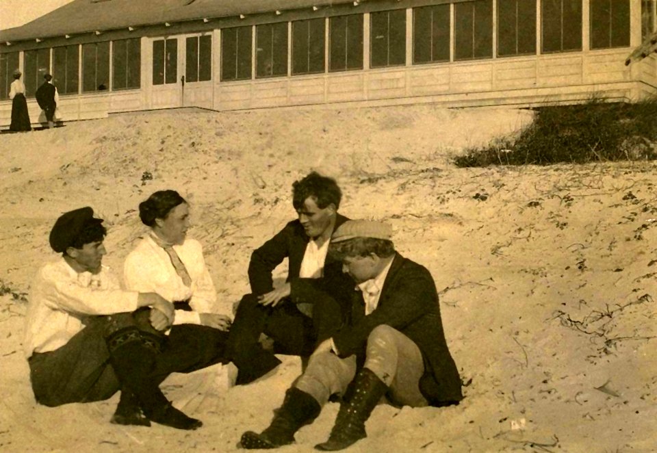 Mary Austin, Jack London, George Sterling, Jimmie Hooper, restored