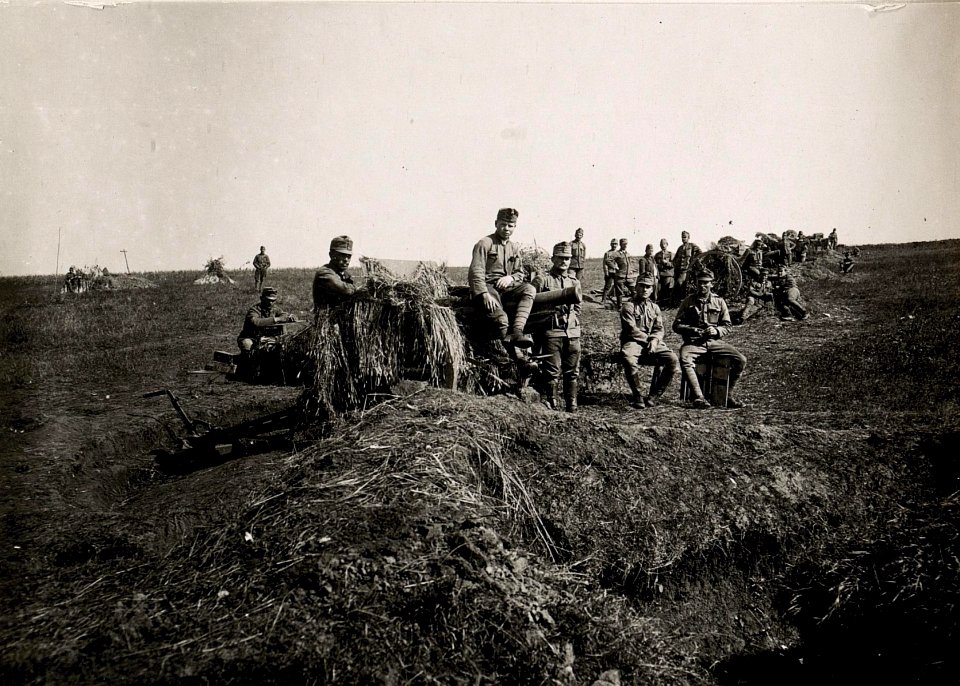 Maskierte Batterie (BildID 15719876)