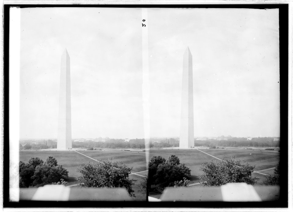 Monument LCCN2016821067