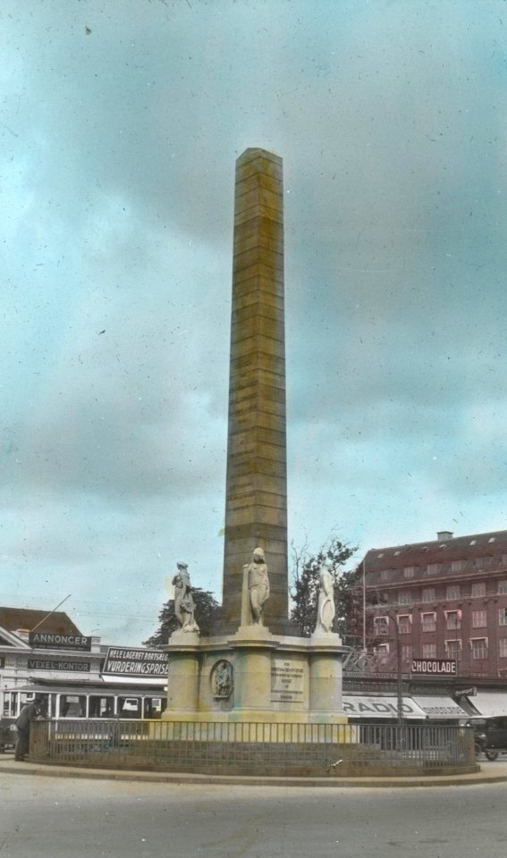Monument of Liberty for Farmers 4816019214 o