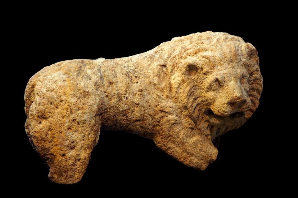 Monumental lion-MAHG HR 281-P6130526-black
