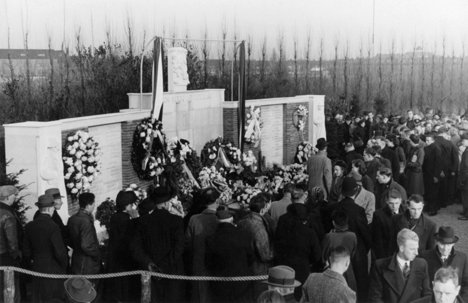 MonumentDelft1940