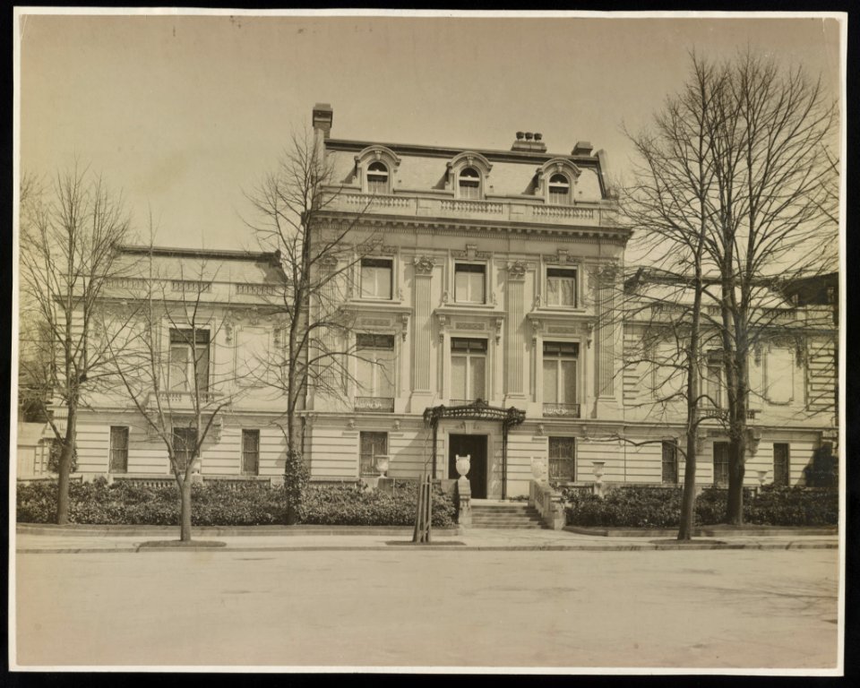 Mary Scott Townsend house, Washington, D.C. Exterior LCCN2001698304
