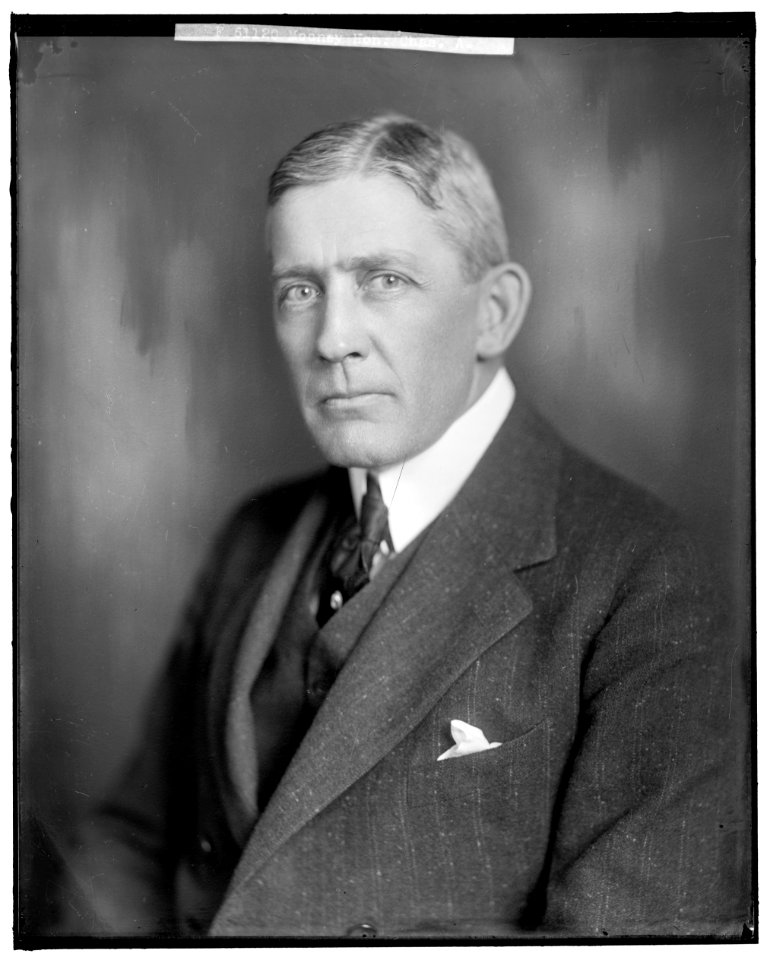 MOONEY, CHARLES A. HONORABLE LCCN2016860445