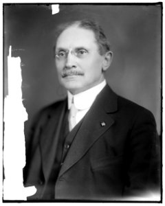 MOORES, MERRILL. HONORABLE LCCN2016862836