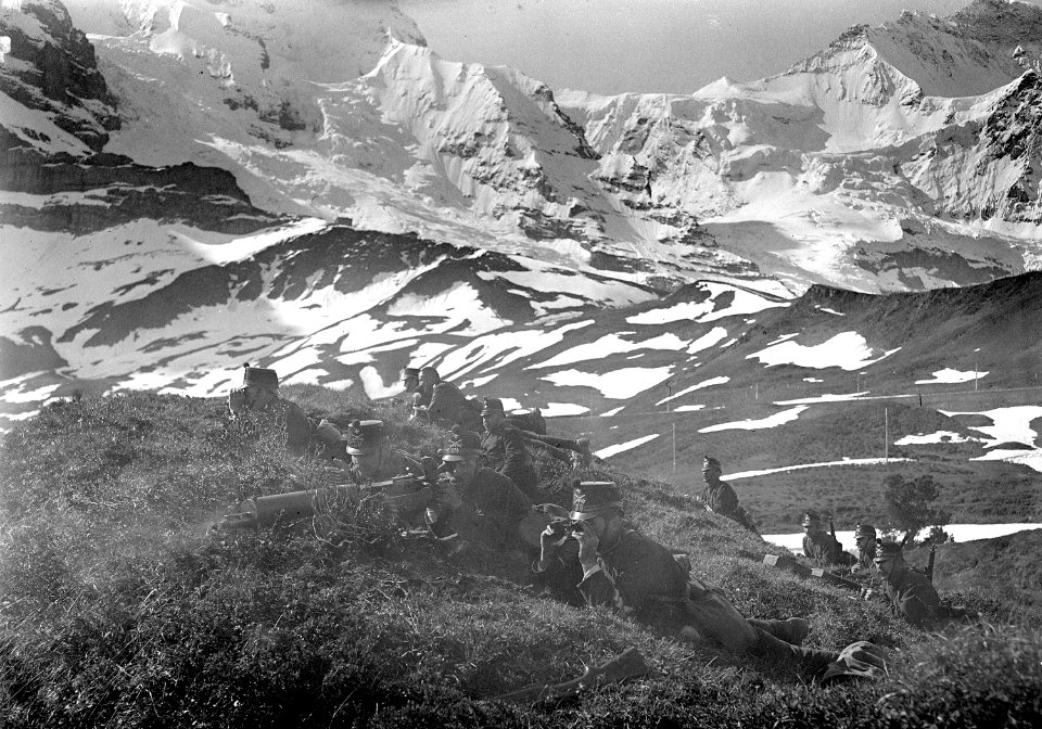 Maschinengewehr Gruppenführer Feldstecher - CH-BAR - 3241324