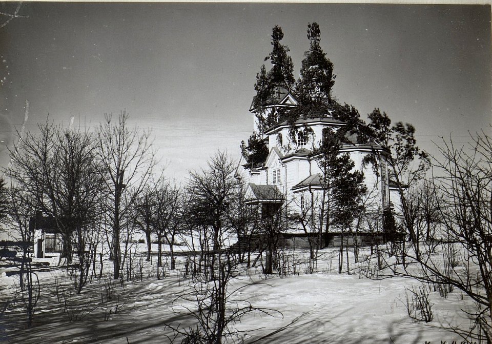 Maskierte Kirche Ozdzintyczy. (BildID 15692315)