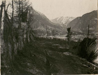 Maskierte Strasse von Pluzne nach Flitsch. (BildID 15512399)