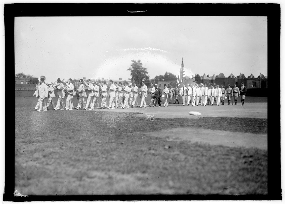 Masonic ballgame, Shrine vs. Grotto, Wash., D.C., 1916 LCCN2016851227