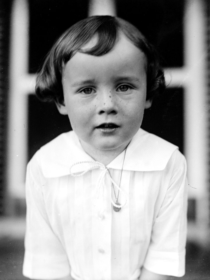 Morrison Marshall LCCN2016819672 (cropped)