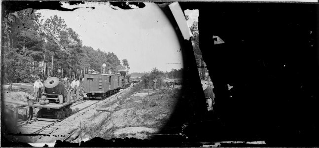 Mortar mounted on R.R. car, lines of investment, Petersburg, Va. - NARA - 529659
