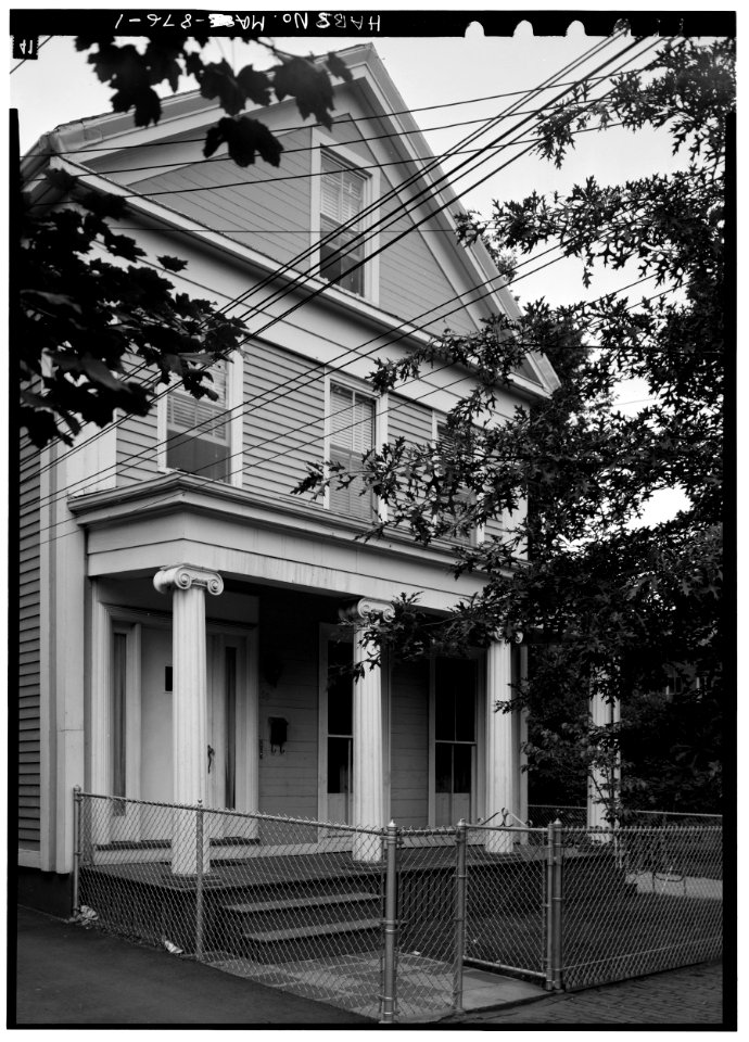 Moses Bates House - 080034pu