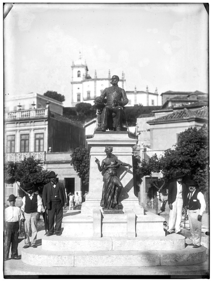 Monumento em homenagem ao Visconde do Rio Branco - 1