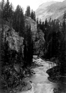 Moose Canyon (HS85-10-24782) adjusted01
