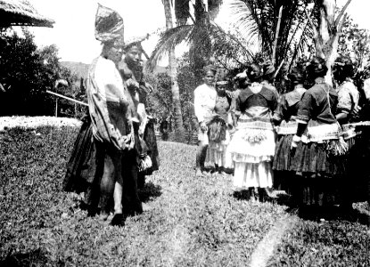 Moraego-dans. Kulawi, Sulawesi. Indonesien - SMVK - 010734d