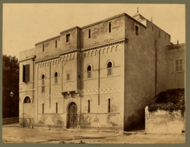 Mostaganem. La maison du Caı̈d - ND Phot. LCCN2004665082