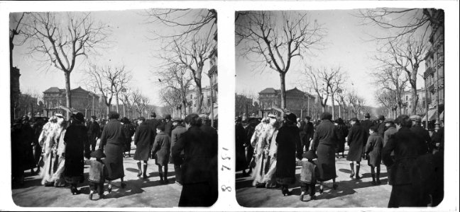 Moro i mora al passeig de Gràcia de Barcelona