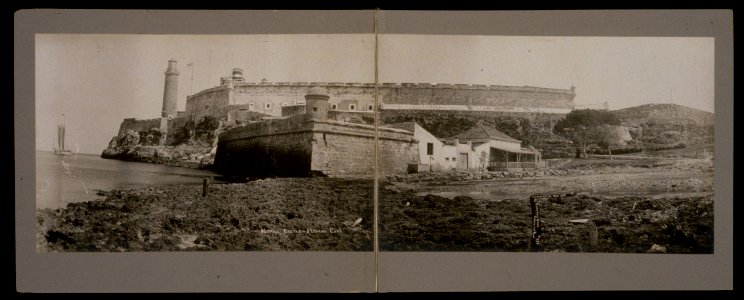 Morro Castle - Havana, Cuba LCCN2005677314