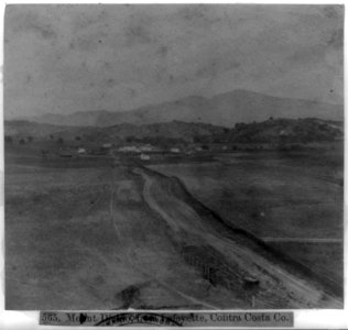 Mount Diablo, from Lafayette, Contra Costa County LCCN2002722245