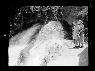 Mount Lebanon. Beirut. Aleih, Ras-el-Metn District. Lebanon. The fountain of Saffa. Typical copious spring of the Lebanon LOC matpc.15447