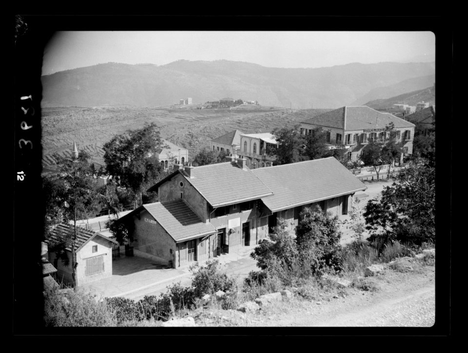 Mount Lebanon. Beirut. Aleih, Ras-el-Metn District. Aleih. The R.R. (i.e., railroad) station LOC matpc.15443
