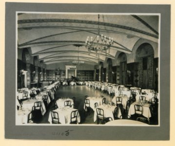 Mount Royal Hotel, Chamber Dorre (HS85-10-41105) original