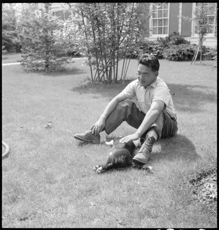 Mountain View, California. Oldest son of the Shibuya family who graduated from the College of Agric . . . - NARA - 536430
