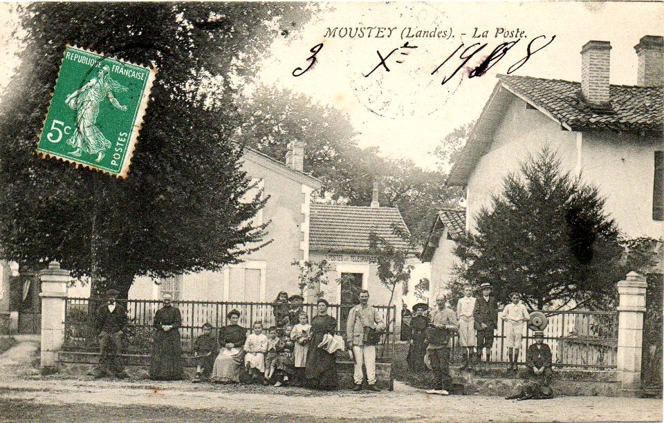 Moustey (Landes) - La Poste 2