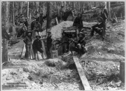 Mouth of Pittsburg tunnel mine LCCN2016647687