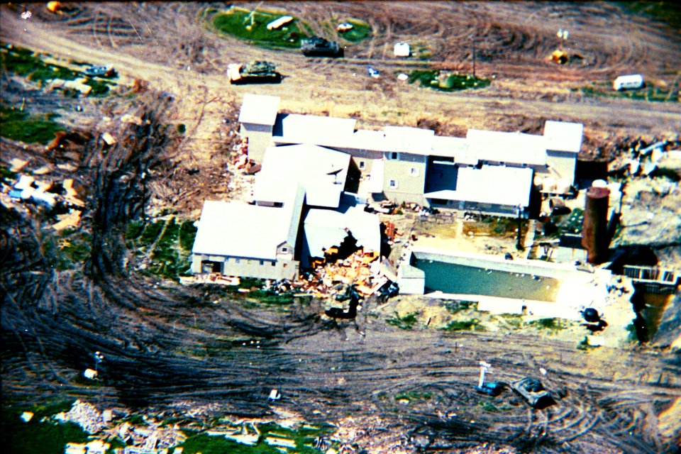 Mountcarmelfire04-19-93-f