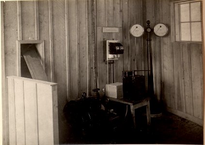 Motorraum der Antriebsstation S.80 Ober Vellach. Aufgenommen am 22. Mai 1916. (BildID 15475972)