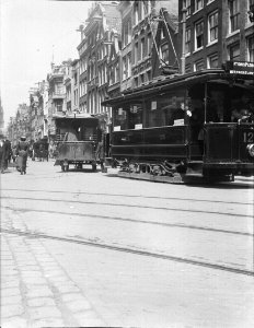 Motorwagen 126 Paardentram 104