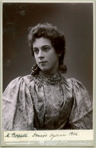 Mathilda Bovall, porträtt - SMV - H1 201