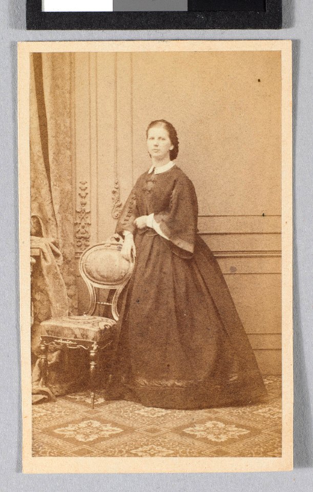Mathilde van Eys-Kleinmann (1836-1921), gezelschapsdame van Louisa Willet-Holthuysen, echtgenote van jhr. Willem Jan van Eys, objectnr FA 1333.3