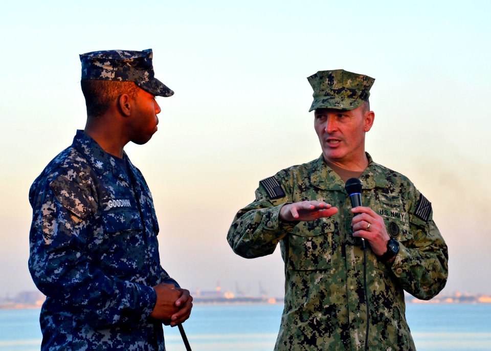 Master Chief Petty Officer of the Navy visit 131126-N-VY489-012