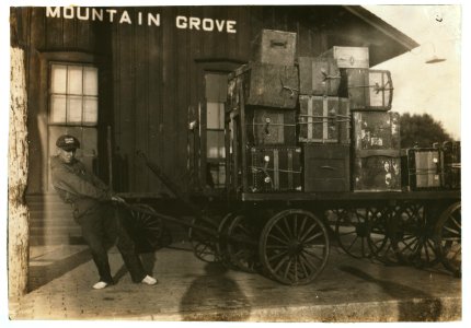 Maurice Livingston works for Southern Express Co. Began at 15 years. LOC nclc.05112
