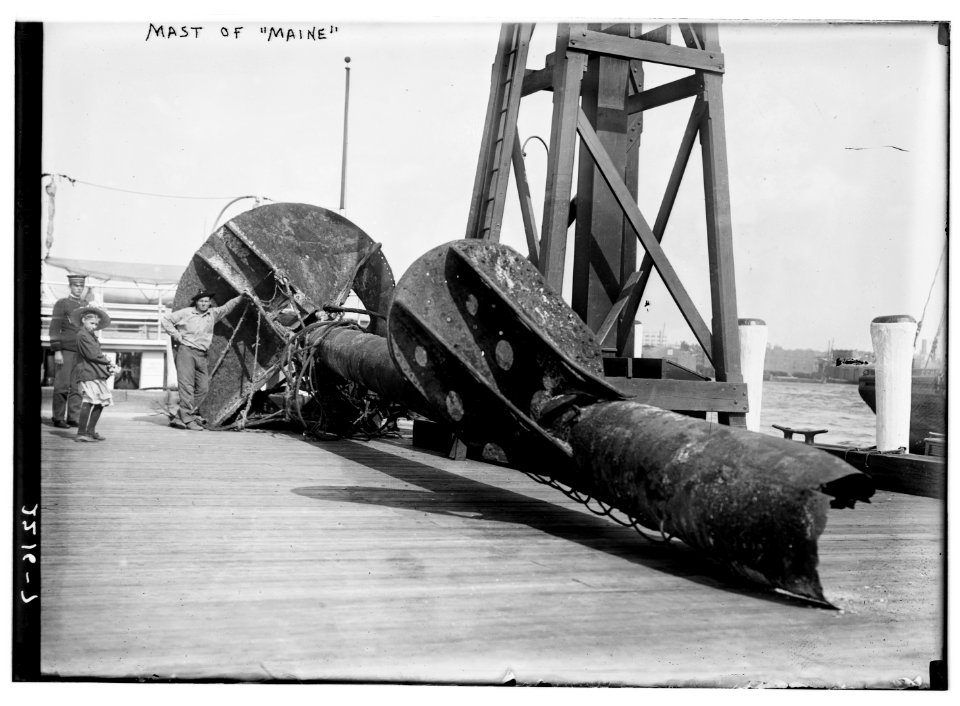 Mast of Maine LCCN2014689340