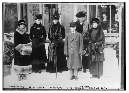 Maude of Fife, Queen Maude, Alexandra, Olaf (Norway), Victoria, Princess Royal LCCN2014708453 photo