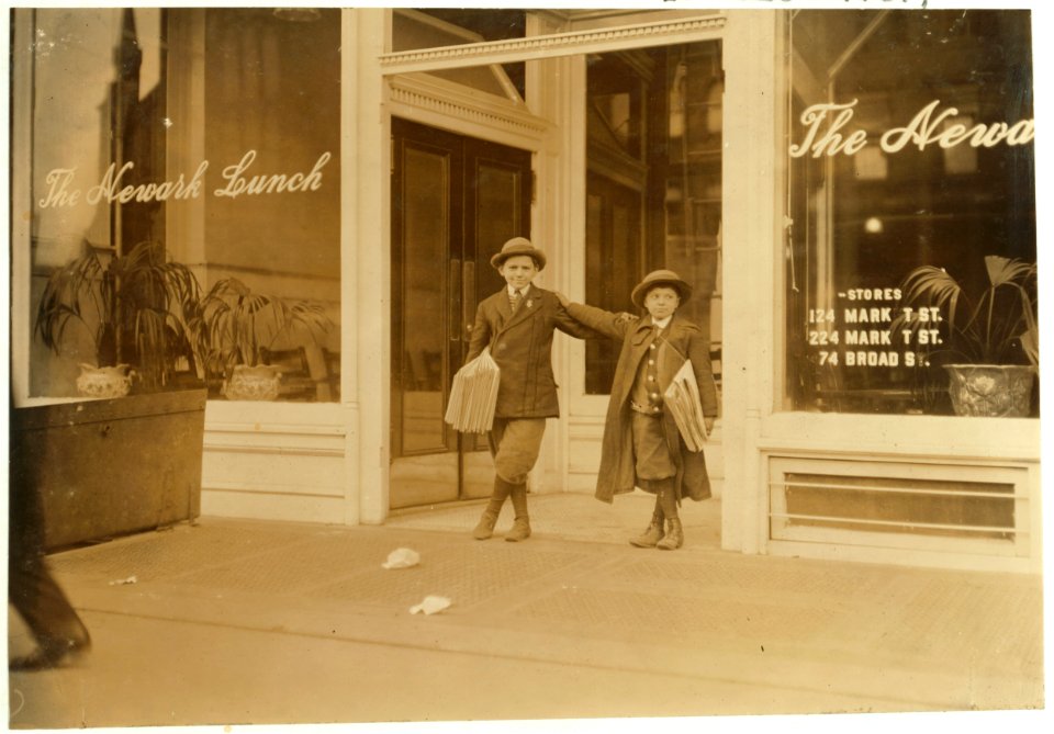 Max Schwartz (8 yrs. old) and Jacob Schwartz, 163 Howard St., Newark, N.J. Sell until 10 P.M. sometimes. LOC cph.3a47672