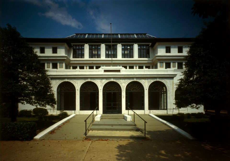 Maurice Hot Springs 1984