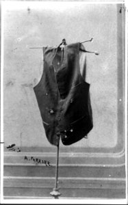 Maximilian's clothes LCCN2005683074