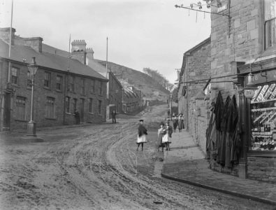 Maxwell Hotel, Rhondda Road, Ferndale, Rhondda (4641235)
